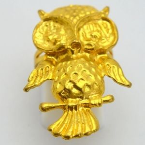 Adjustable gold tone Owl ring from a Latvia jewelry estate